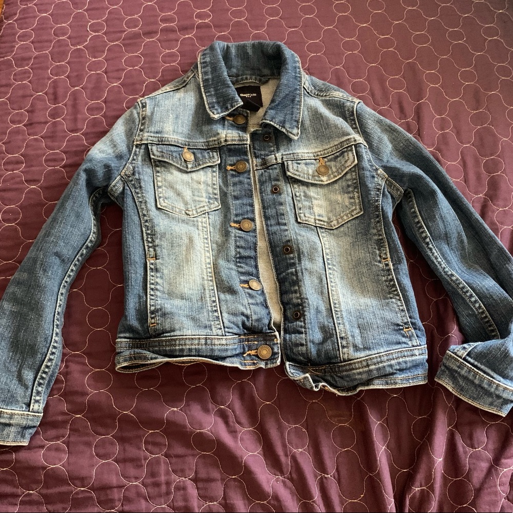 Jean jacket - Picture 2 of 3